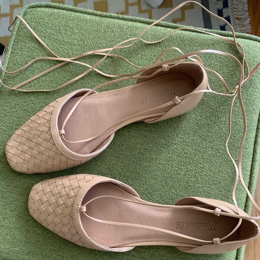 The Celina Lace-Up Flat in Woven Leather
